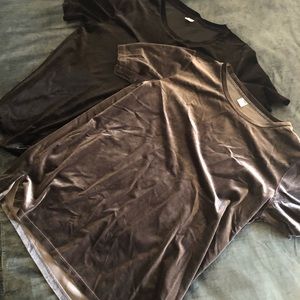 Old Navy Bundle of 2 Velvet Tops - Medium.